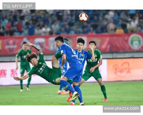 中超焦点战苏宁迎战鲁能双方争夺季后赛名额激烈对决即将上演 中超焦点战苏宁迎战鲁能双方争夺季后赛名额激烈对决即将上演