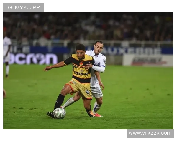 法乙南锡与奥尔良激战正酣比分悬念引人关注