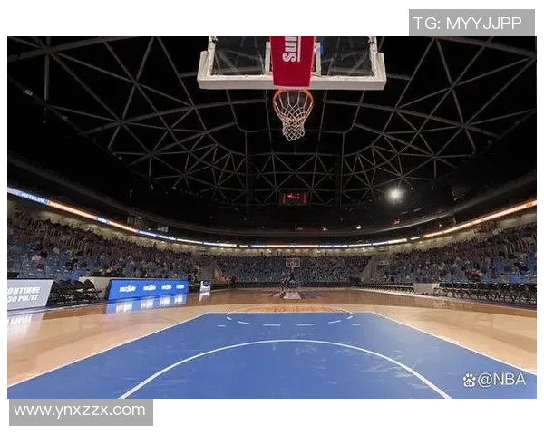 当明星们聚集篮球场谁能成为球场上的闪耀之星